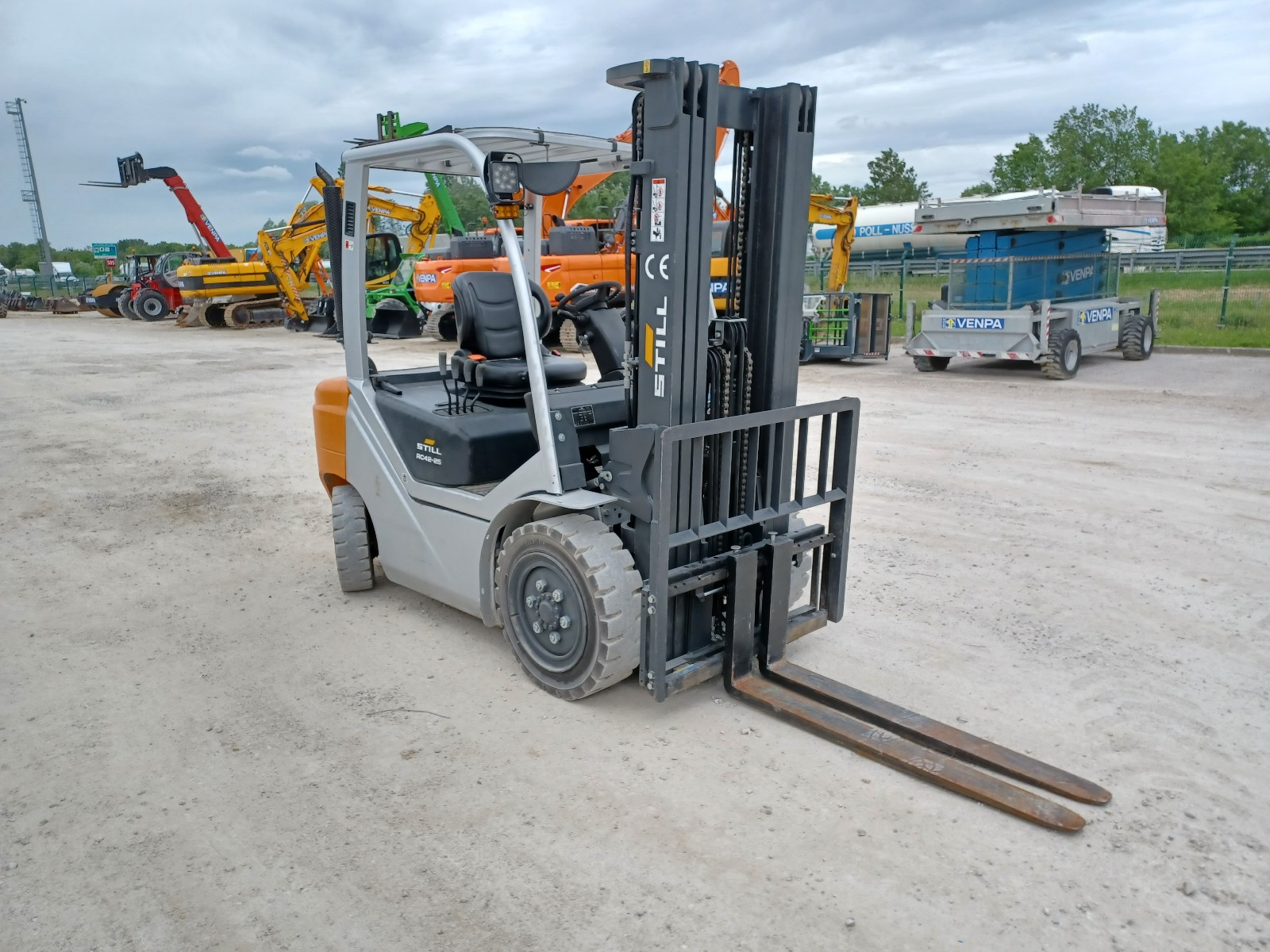 Carrello elevatore o muletto: guida alla scelta